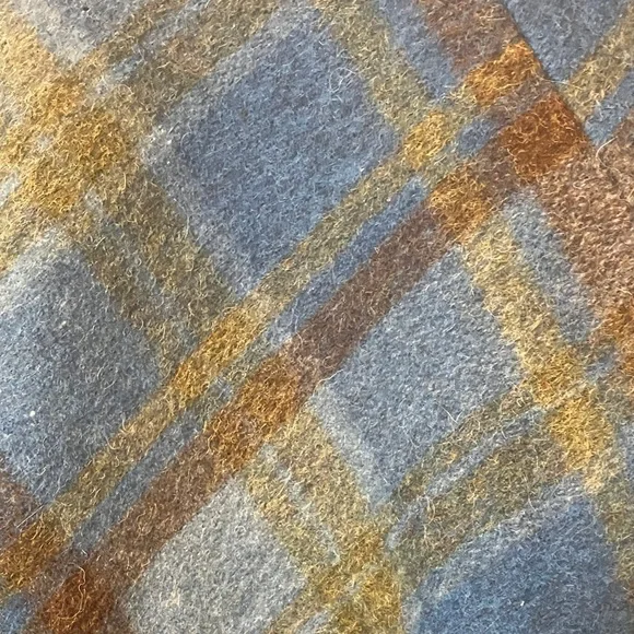 PIONEER Wear Blue and Green Plaid Poncho - Picture 6 of 7